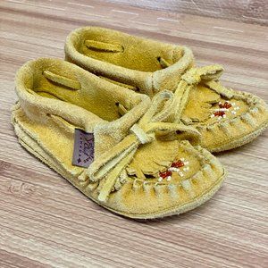 Cozy Yellow Children's Moccasins with Beaded Detail‎